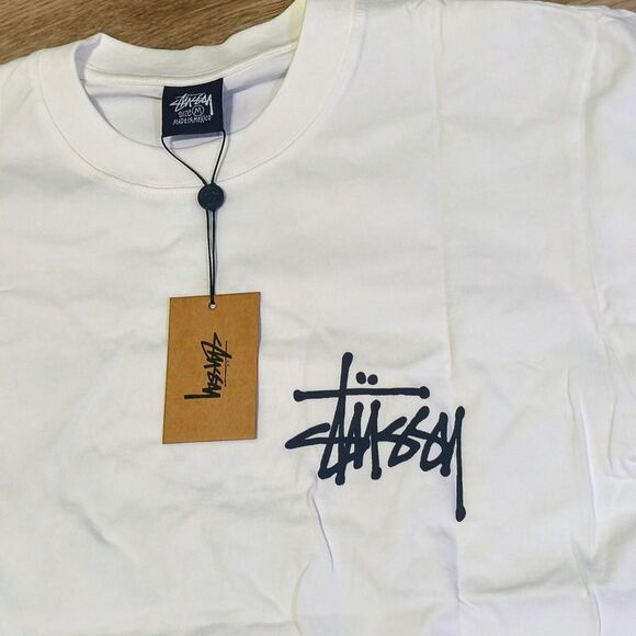 Stüssy Classic Logo Tee White Size M NWT - Picture 2 of 6